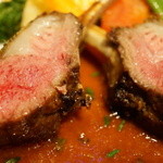 シェ・イノ - 仔羊のロースト（メインは3種類から1皿選べます）