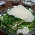 もつ幸 - 餃子の皮が具なしワンタンのようになり美味い！