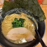 ラーメン ビッグ - ラーメン醤油