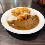 CoCo壱番屋 - 料理写真:フライドチキンカレー　ハーフほうれん草ミックス