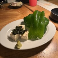 カルネジーオ イースト - 