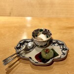 炭火割烹 庵 - ミルクプリンとよもぎ白玉