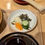 炭火割烹 庵 - ぬか漬け