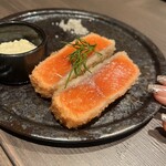 Oyster bar & Bistro Wharf 有楽町 - 
