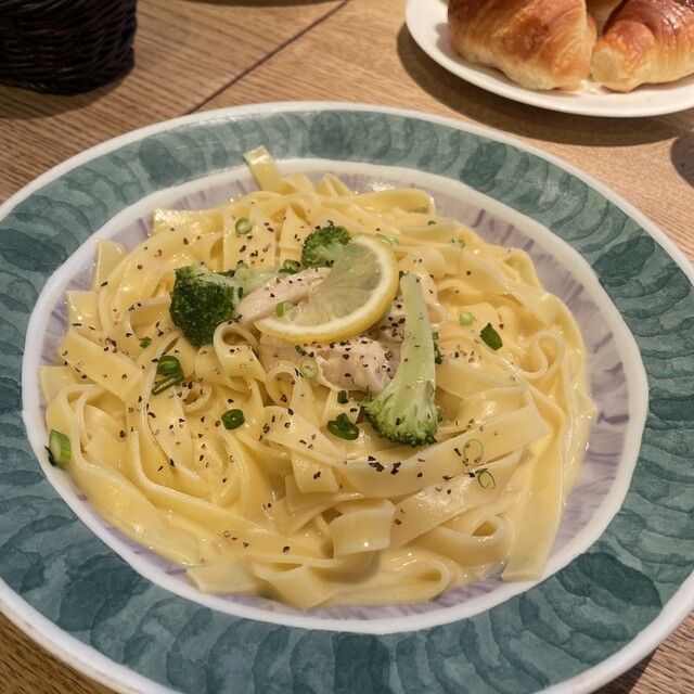 Kamakura Pasta Tsurumi Ten