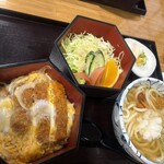 野路 - 旦那さん  カツ丼と温かいうどん