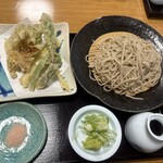 野路 - ﾜﾀｼの   蕎麦と山菜の天ぷら