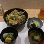 莉玖 - ランチのかき揚げ丼