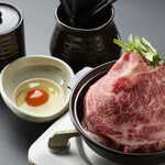 くろちく 万天 すき焼き・しゃぶしゃぶ - スライス和牛肉は口の中でほどけます。