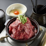くろちく 万天 すき焼き・しゃぶしゃぶ - スライス和牛肉は口の中でほどけます。