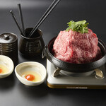 くろちく 万天 すき焼き・しゃぶしゃぶ - スライス和牛肉は口の中でほどけます。