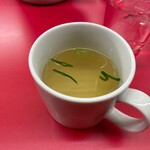 南海飯店 - かたい焼ソバのスープ