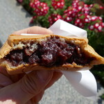 太郎焼本舗 - 餡たっぷり