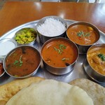 GOLDEN CROWN - ノンベジミールス1490円