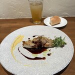 les seeds 96 - 赤ワインのソースもマスタードソースもどちらも美味しい