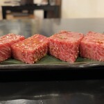 291074858 - ”ぐらのカルビ”　横から