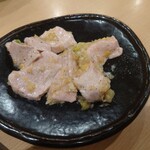 焼肉酒場 八海苑 綾瀬店 - 豚おっぱい