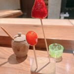 薪鳥新神戸 - 果実飴のデザートです