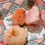 薪鳥新神戸 - 腿肉の土佐酢おろし大根。京七味の香りと薪の森の香りがハグります