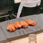 薪鳥新神戸 - した腿肉です