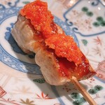 薪鳥新神戸 - 皮付きの胸肉にハリッサをトッピング