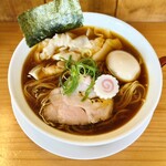 らーめん 志ん海 - 醤油ワンタン麺　味玉