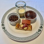 ロウリーズ・ザ・プライムリブ 大阪 - 