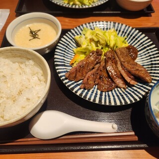 牛たん伊之助_0