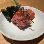 堂島焼肉料理店 - 【 うすなが牛ユッケ 】