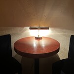 ミュージックバー 山渡 - テーブル席