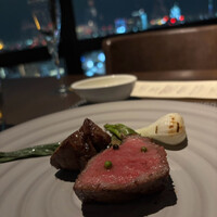 Prime42 steakhouse & sky bar - 