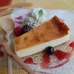 Enusutairukafe - 有機豆腐のベイクドチーズケーキ