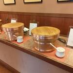 囲炉裏と日本料理 松風庵 - ごはん食べ比べ