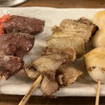 大船1丁目やきとん - ハツ、皮、うずら