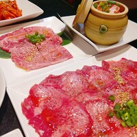 老舗精肉店直送 千種焼肉 飛騨牛の奴隷 千種店 - 