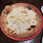 メルジェリーナ - 7種類のチーズピザ