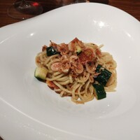 Vinoteca Fiore - 桜海老とズッキーニ、フレッシュトマトのスパゲッティ