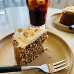 Cafe thymon - キャロットケーキ