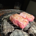 炭火焼肉 エース - ★7.5しびれ（塩）