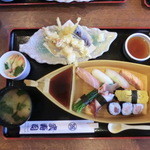 Takezushi - ランチの寿司