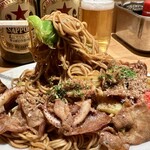 祇園生姜餃子 鈴兆 - 焼きそば(麺リフト)