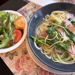 英国ティーハウスMOMO - 