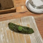 焼鳥 うの - 偶然豆が1粒こぼれたので乗せてみました