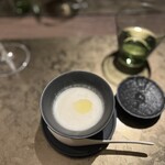 O2 - 蕪とお魚の出汁のスープ　柚子の香りのオイル