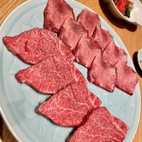 TANAKA YAKINIKU RESTAURANTE - 