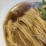 めん処 きよ洲 - 佐助豚の脂が輝いてます！