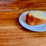 NECCO - ・ランチコースのパン