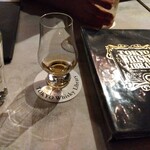 TOKYO Whisky Library - 