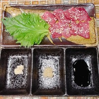 杏樹亭 - ハツ刺し①