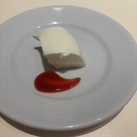 マンジャーモ - 